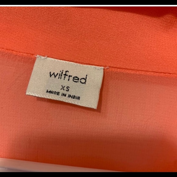 Aritzia Blouse - Picture 3 of 3